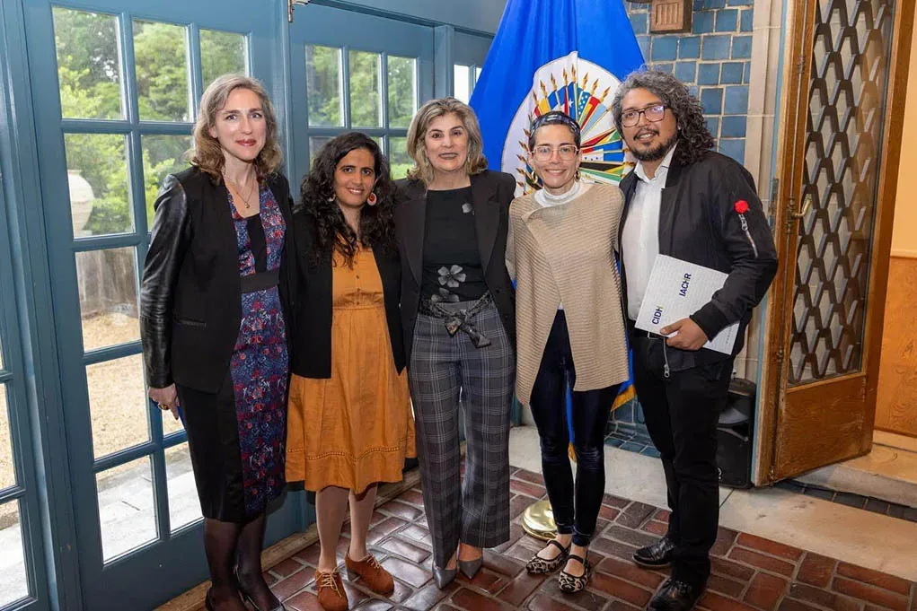 Curadoras, coordinadores y autoridades en la inauguración